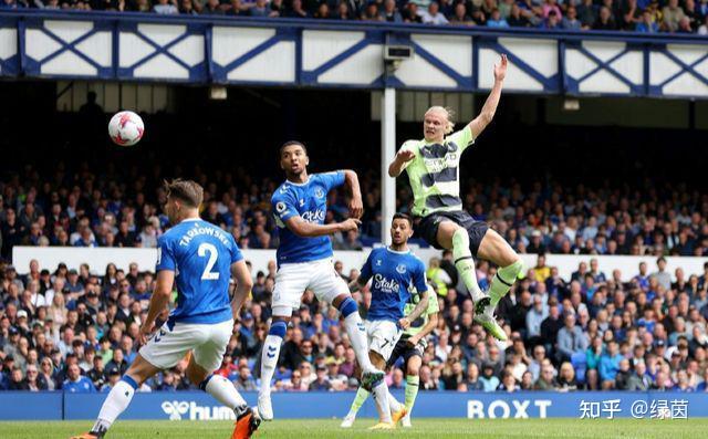 曼城客场翻盘，击败对手取得三连胜的简单介绍