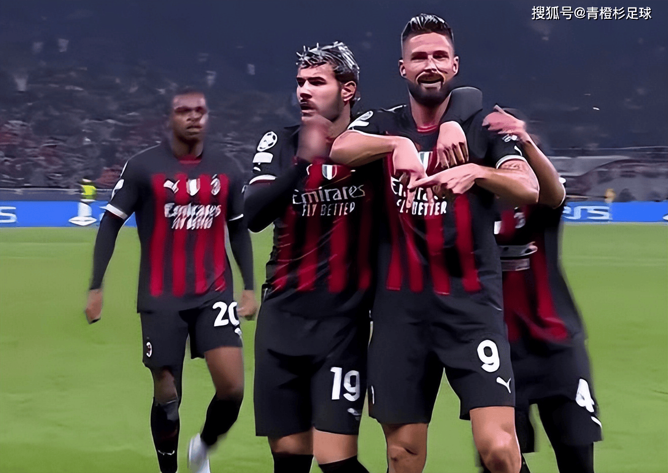关于AC米兰客场大胜，继续紧咬榜首的信息