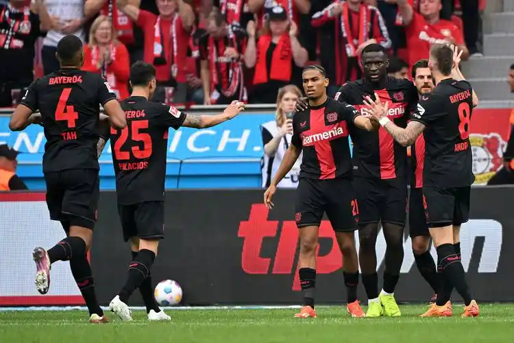 关于勒沃库森客场收获宝贵分，稳固德甲前列的信息