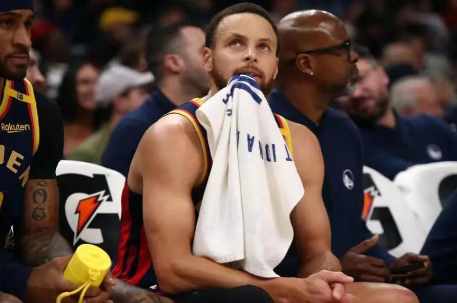 勇士队再度失利于雷霆队，面临困境