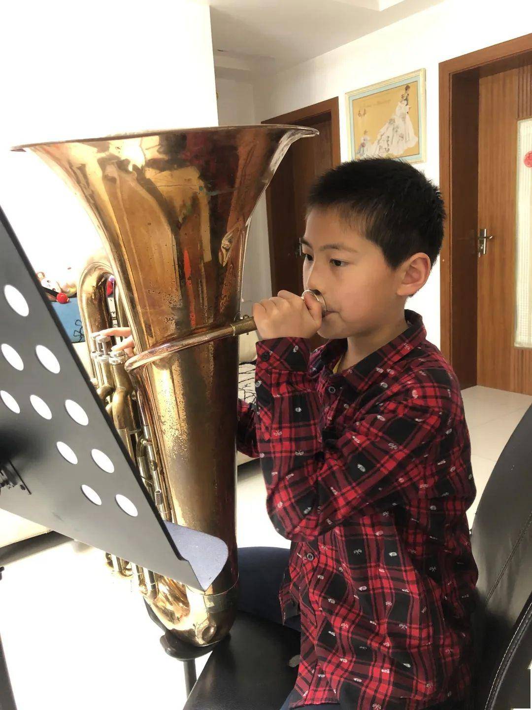 博洛尼亚助教指导青年队训练，培养新秀的简单介绍