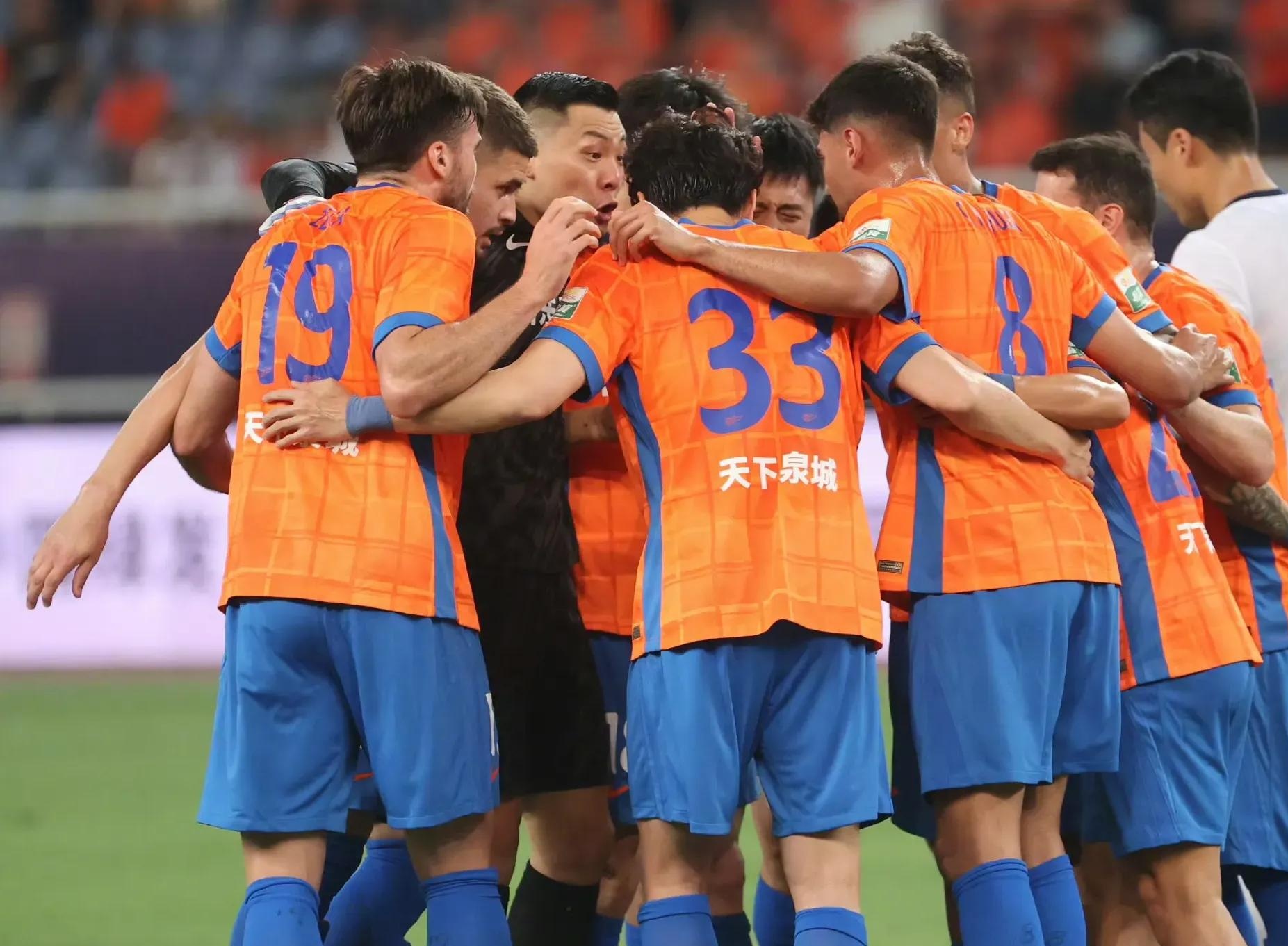 表现出色！球队全面压制对手获胜